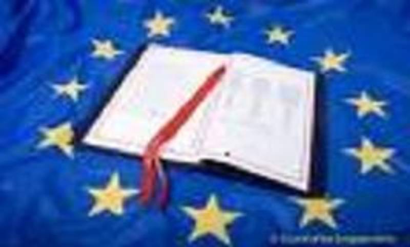 ITALIA: RATIFICATO IL TRATTATO DI LISBONA