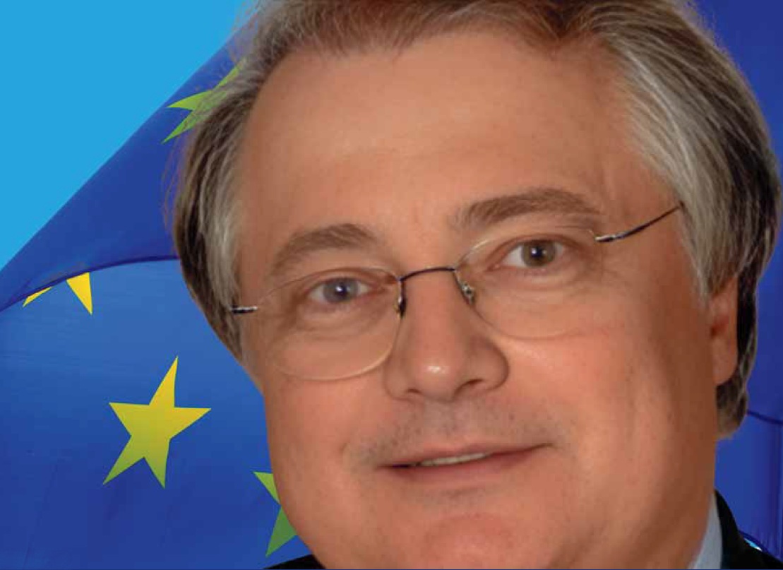 ISIS DEGANUTTI UDINE: INTITOLAZIONE AULA MAGNA A ENZO BARAZZA MERCOLEDì 10 SETTEMBRE 2025